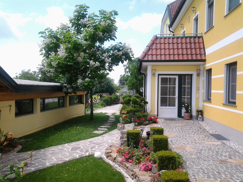 Kerndlerhof Villa Ybbs an der Donau Exteriör bild